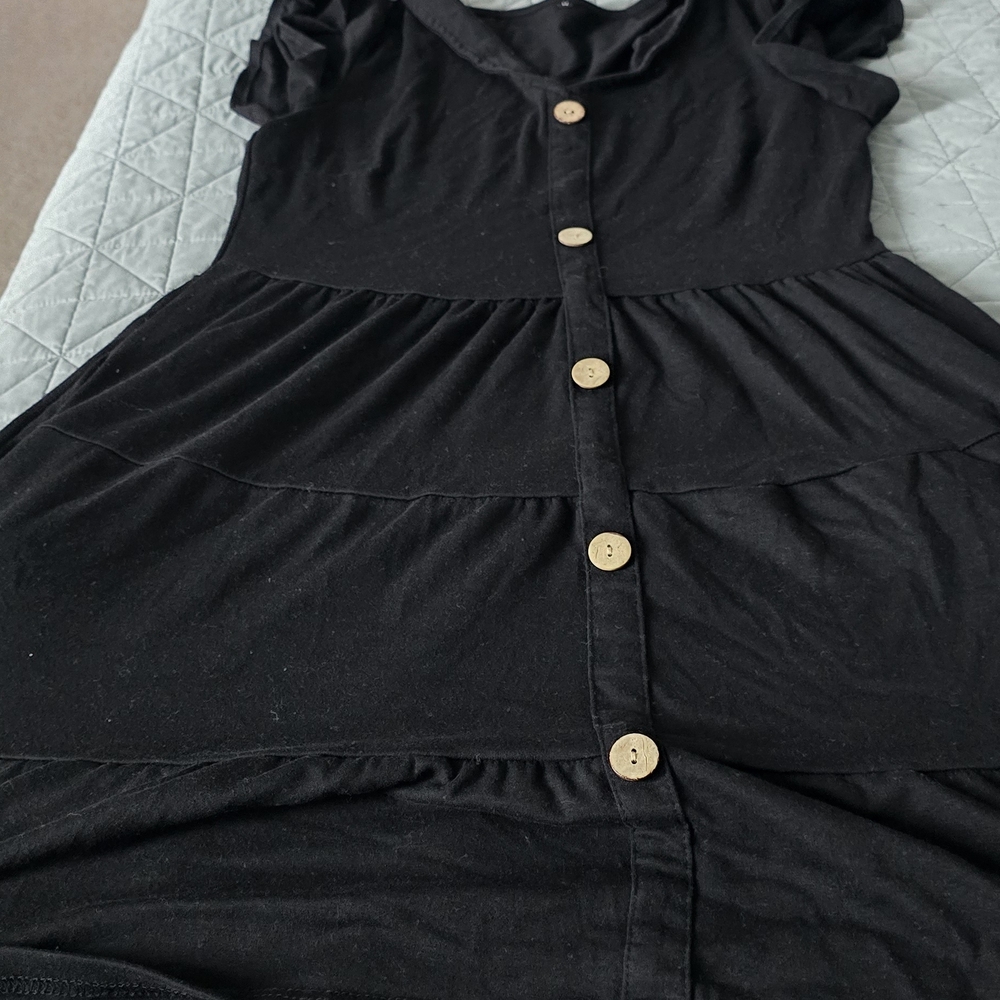 Stylish Black  Dress with Button Accents